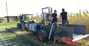 Hemp Harvester PURE5 in use on the field